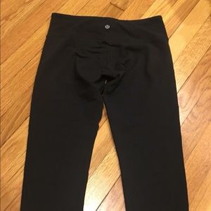 Lululemon crop reversible size 8